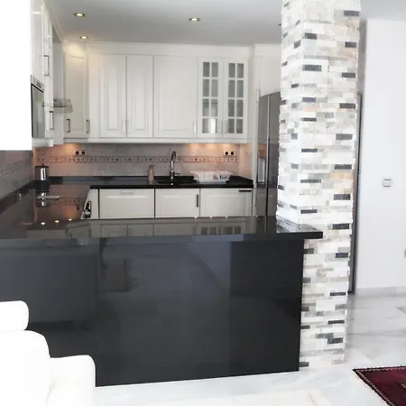 Appartement Luxury Puerto Banus Penthouse With Parking & Wi-Fi à Marbellac Extérieur photo