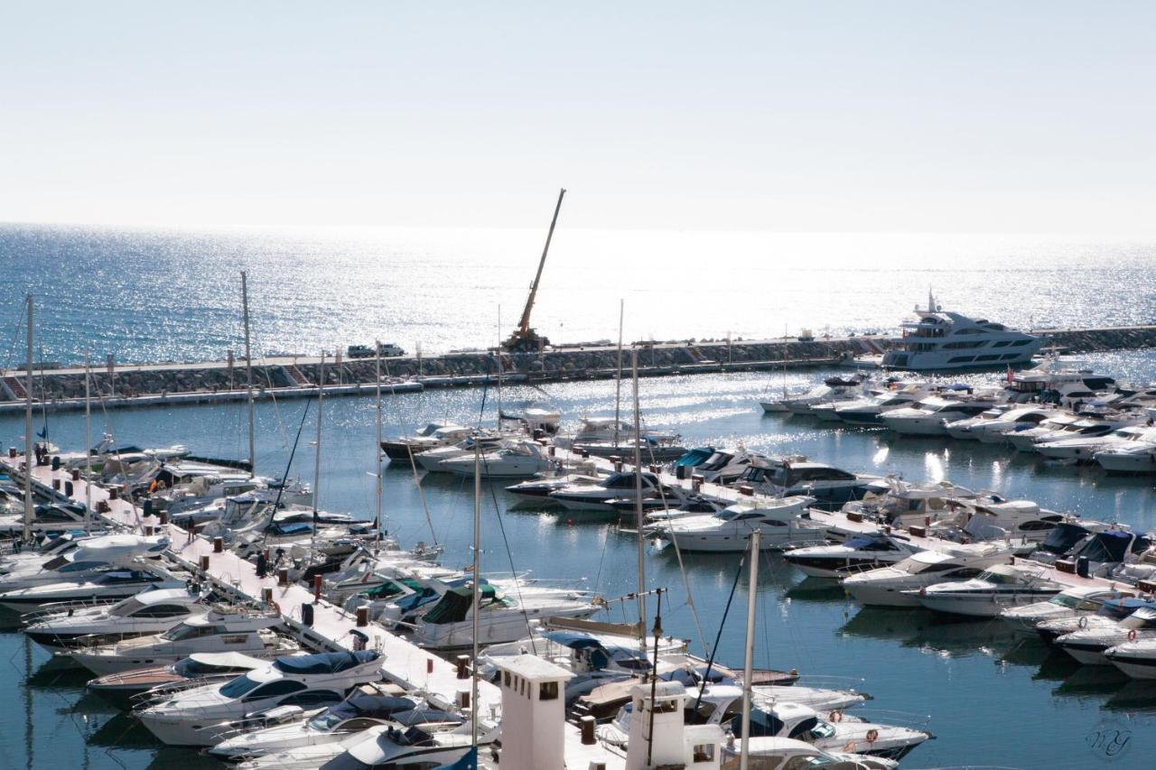 Luxury Puerto Banus Penthouse With Parking & Wi-fi *