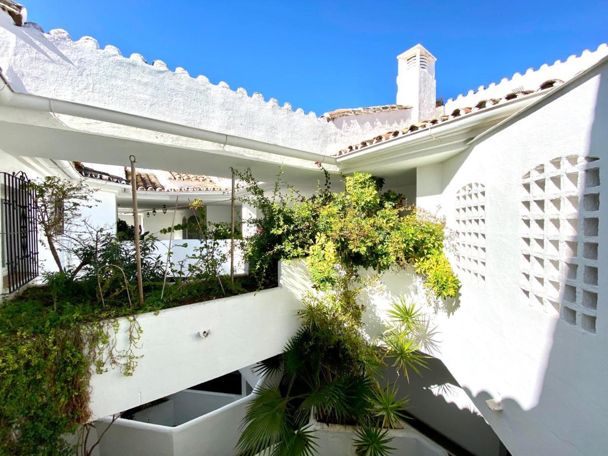 Luxury Puerto Banus Penthouse With Parking & Wi-fi *