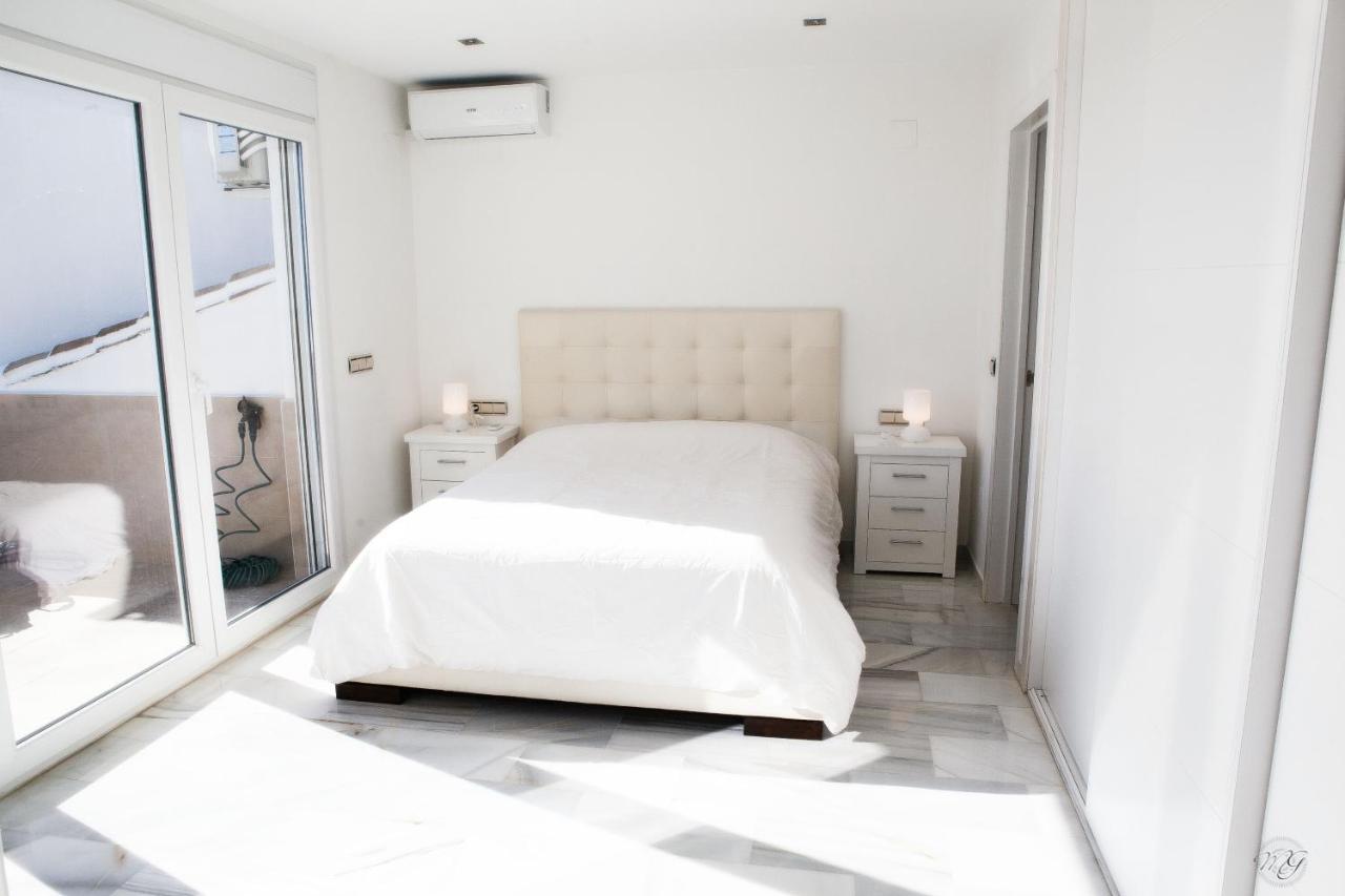 Luxury Puerto Banus Penthouse With Parking & Wi-fi *