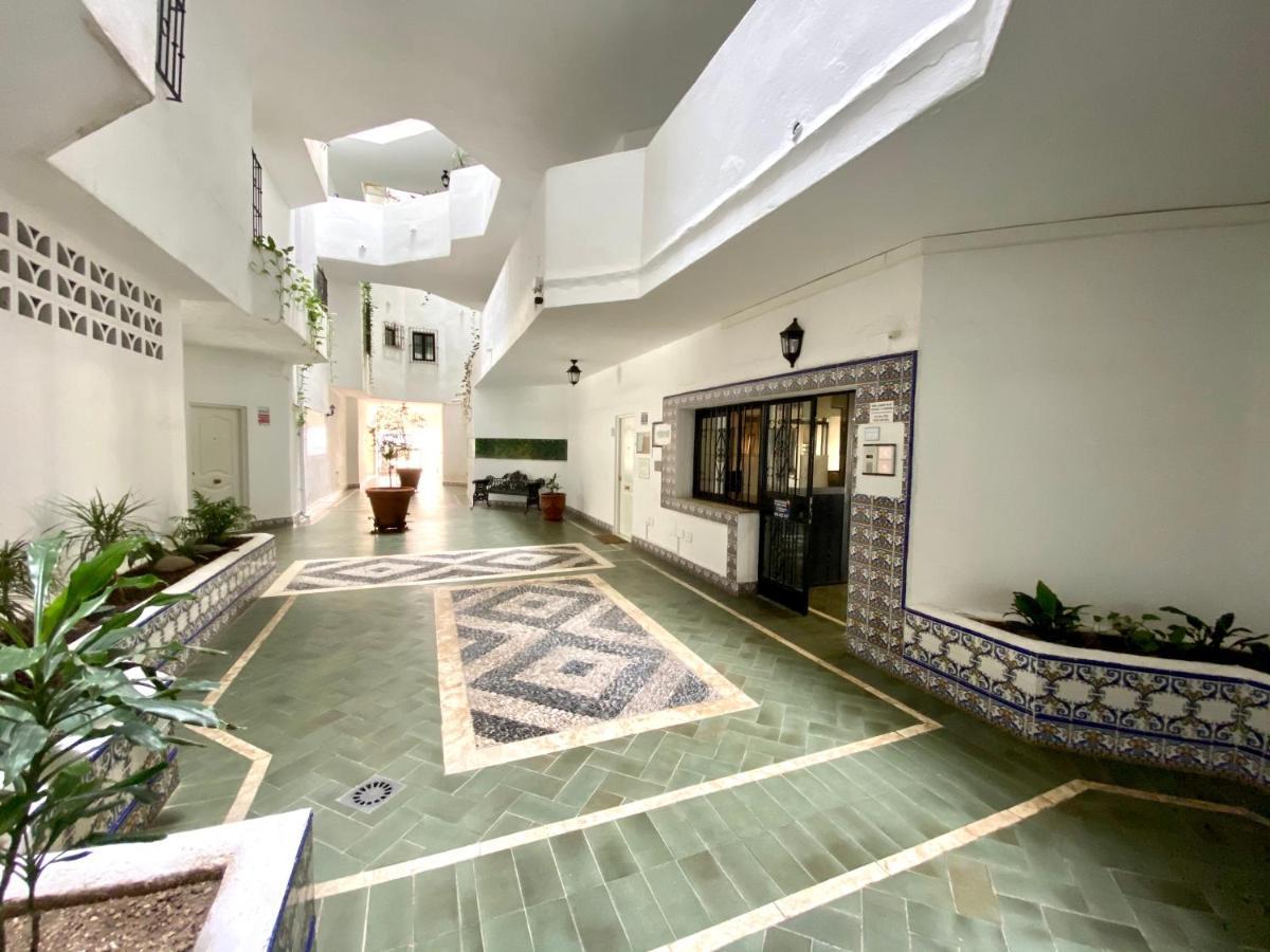 Luxury Puerto Banus Penthouse With Parking & Wi-fi Marbellac