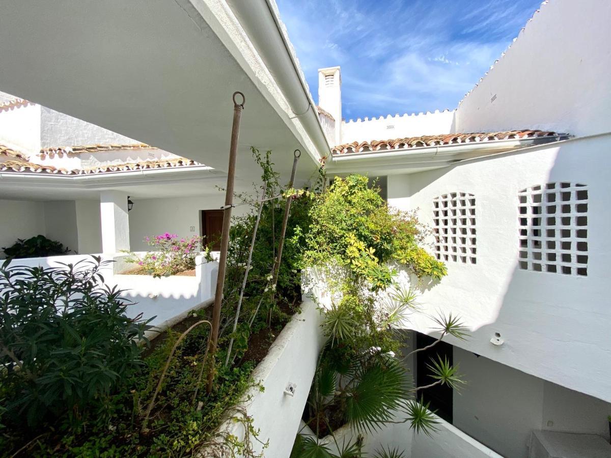 Luxury Puerto Banus Penthouse With Parking & Wi-fi Appartement Marbellac